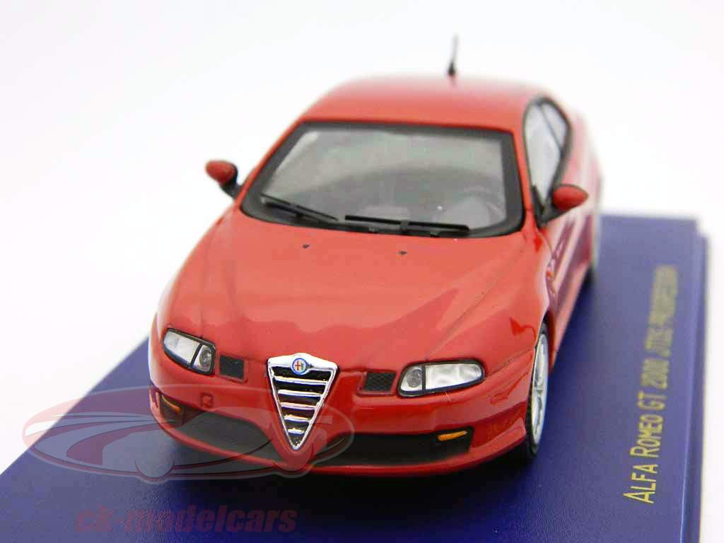 Alfa Romeo GT 2000 JTDS progressione rosso / rosso 1:43 M4