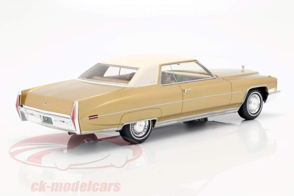 Cadillac Coupe DeVille Bouwjaar 1972 goud metallic / wit 1:18 BoS-Models
