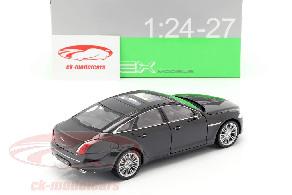 Jaguar XJ (X351) Opførselsår 2010 sort 1:24 Welly