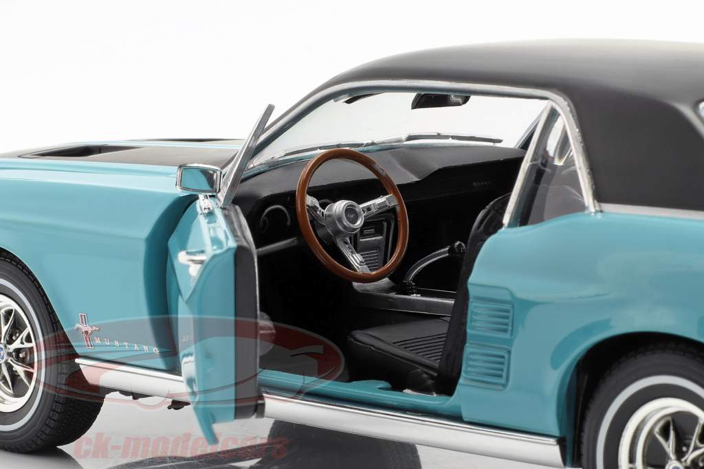 Ford Mustang Ski Country Special année de construction 1967 turquoise 1:18 Greenlight