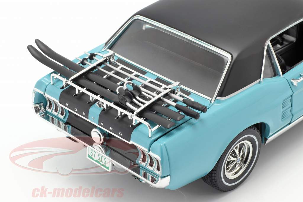 Ford Mustang Ski Country Special année de construction 1967 turquoise 1:18 Greenlight