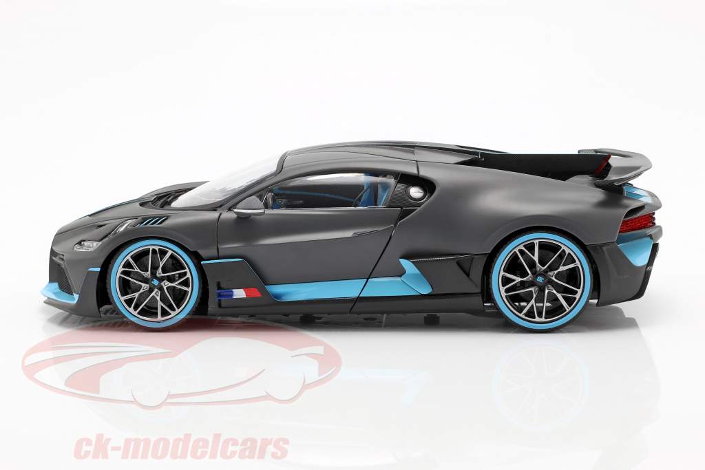 Bugatti Divo year 2018 mat grey / light blue 1:18 Bburago