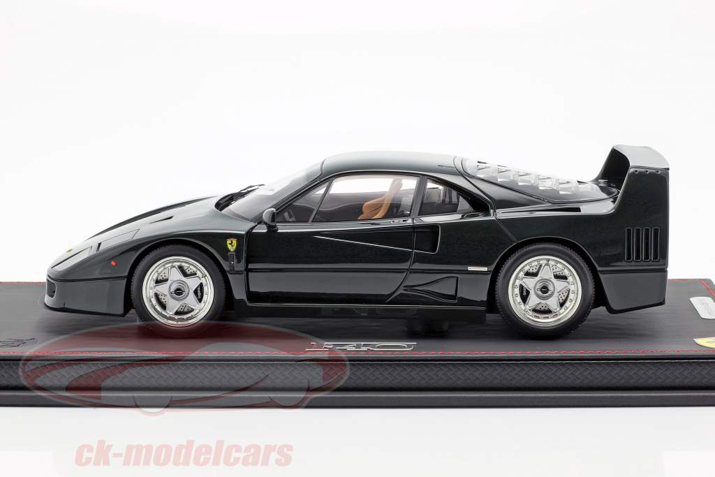 Ferrari F40 año de construcción 1987 abetone verde 1:18 BBR
