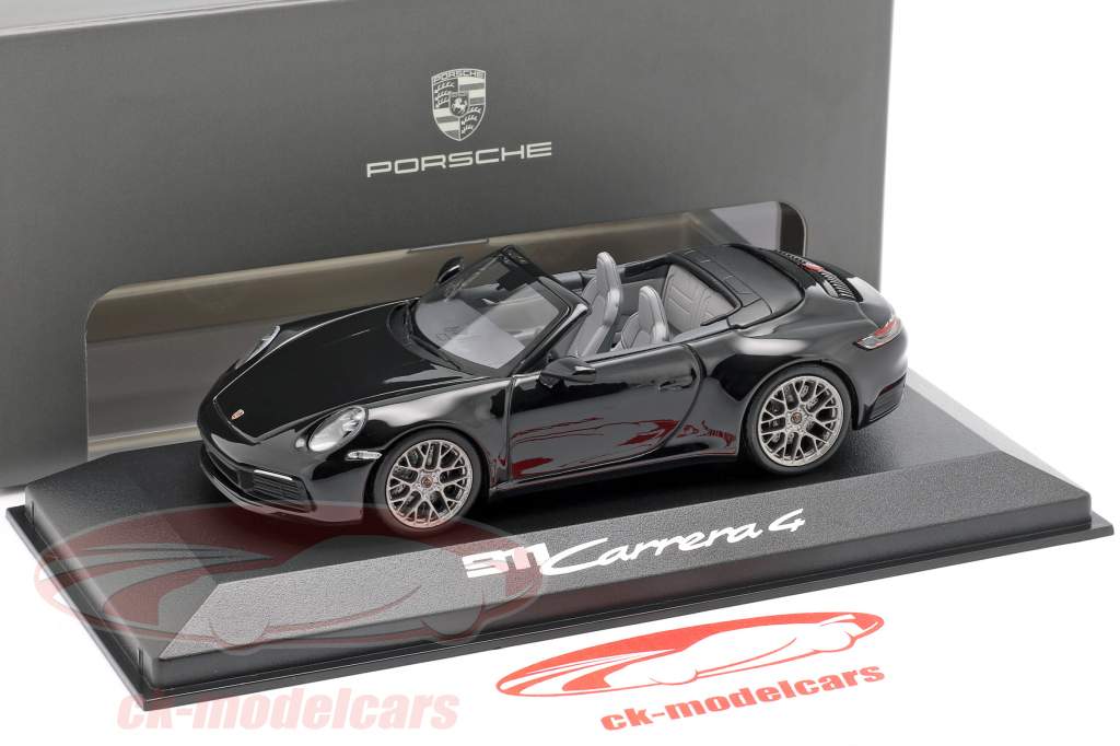 Porsche 911 (992) Carrera 4 cabriolet nero 1:43 Minichamps