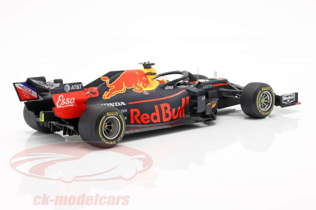 レッドブルRB15 ミニカー 中国GP 2019 レッドブルRB15 ミニカー 中国GP 2019