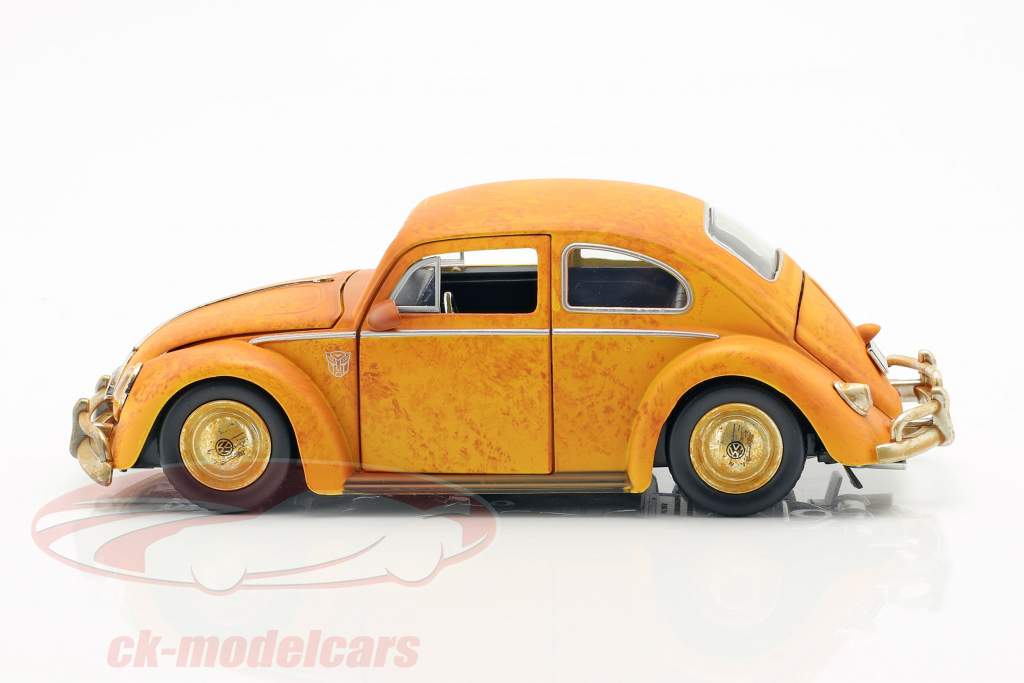 Volkswagen VW Beetle Bumblebee with Charlie figure Transformers 1:24 Jada Toys