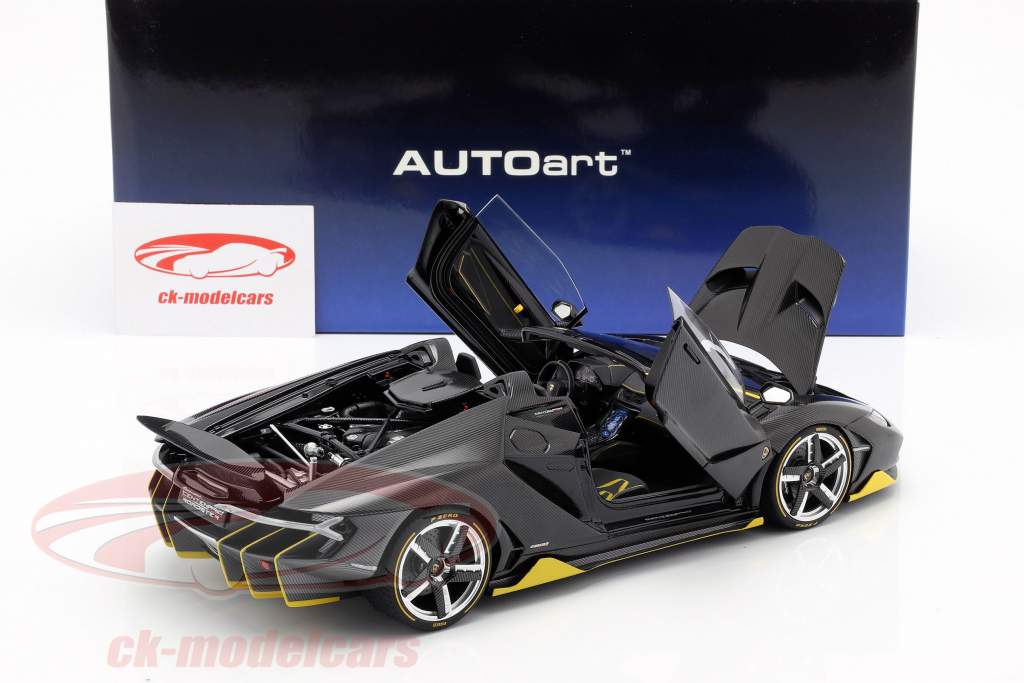 Lamborghini Centenario Roadster 建造年份 2016 clear carbon / 黄 1:18 AUTOart