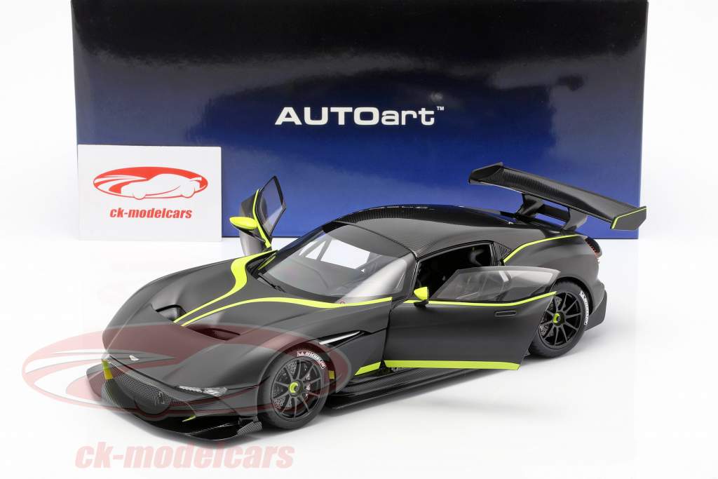 Aston Martin Vulcan Bouwjaar 2015 mat zwart / kalk groen 1:18 AUTOart