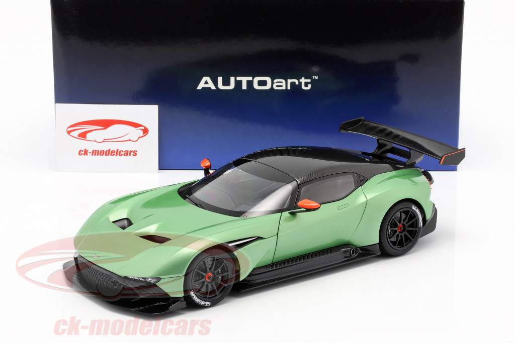 Aston Martin Vulcan Baujahr 2015 apfelgrün metallic 1:18 AUTOart