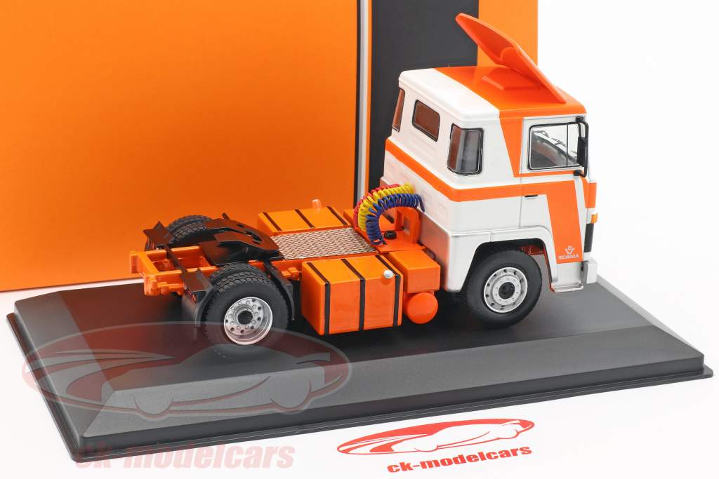 Scania LBT 141 грузовик Год постройки 1976 оранжевый / белый 1:43 Ixo
