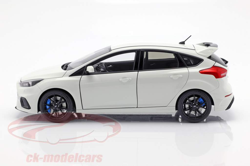 Ford Focus RS Год постройки 2016 замороженный белый 1:18 AUTOart