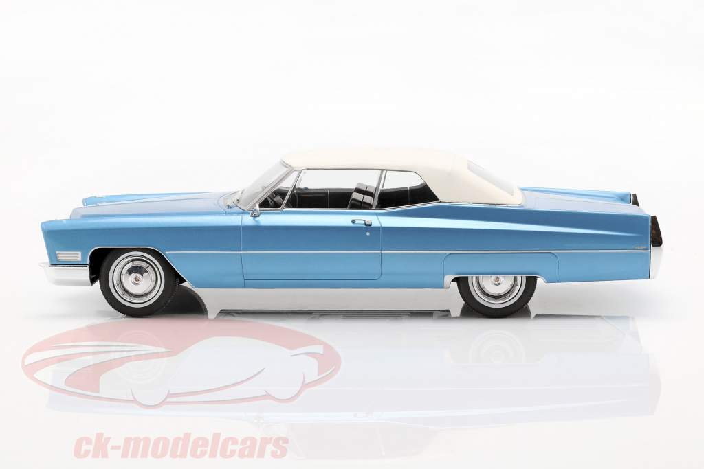 Cadillac DeVille Convertible con Capota 1967 Azul claro metálico 1:18 KK-Scale