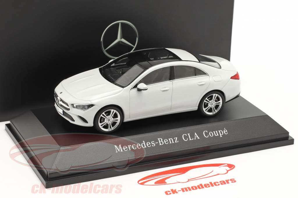 Mercedes-Benz CLA Coupe (C118) Opførselsår 2019 digital hvid 1:43 Spark