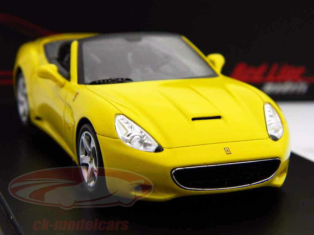 Ferrari California Spider model 2008 gul 1:43 Spark