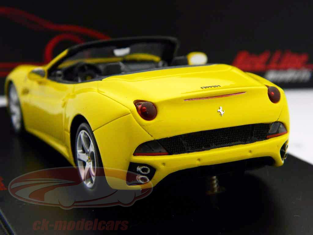 Ferrari California Spider 2008 model geel 1:43 Spark