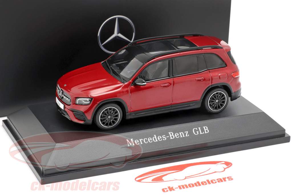 1/43 Mercedes-Benz GLBミニカー Amazon | メルセデス ベンツ GLB AMGライン 1/43 ミニカー