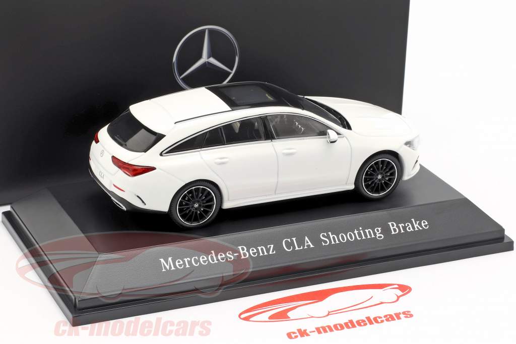 1/43 Mercedes-Benz 　CLA shooting Brake Amazon.com: Matchbox 2020 Mercede Benz CLA Shooting Brake