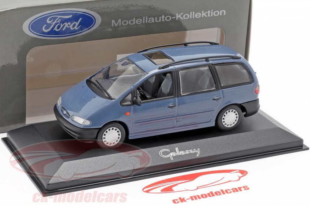 Ford Galaxy Year 1996 blue 1:43 Minichamps