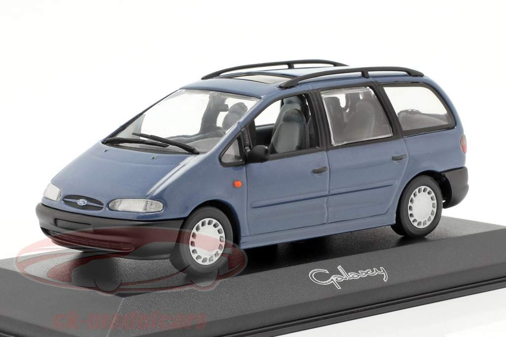 Ford Galaxy Year 1996 blue 1:43 Minichamps