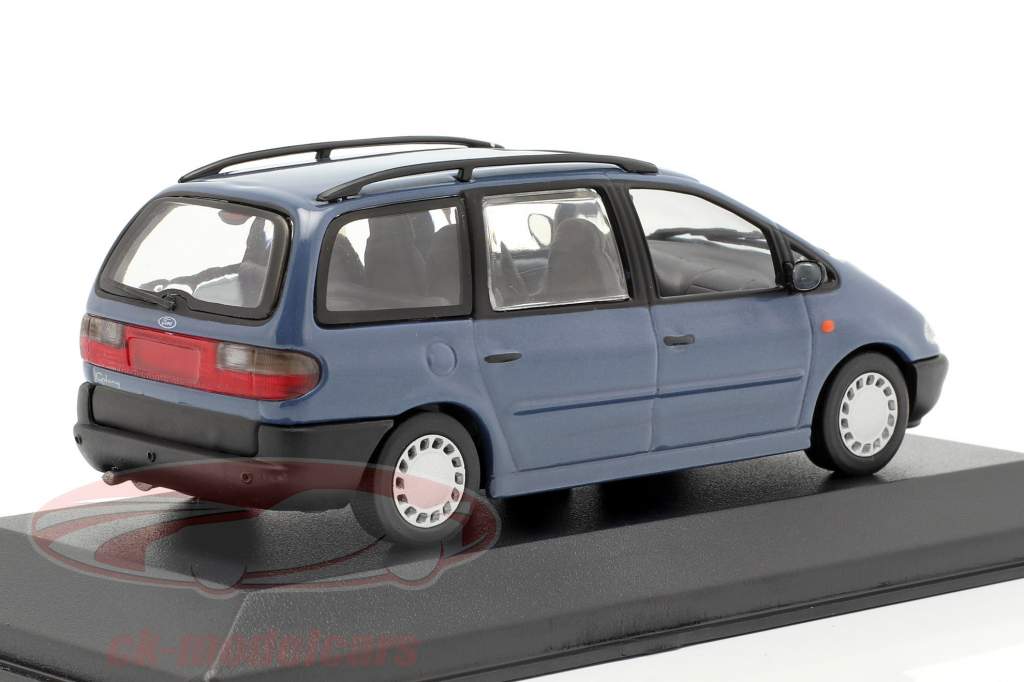 Ford Galaxy Year 1996 blue 1:43 Minichamps