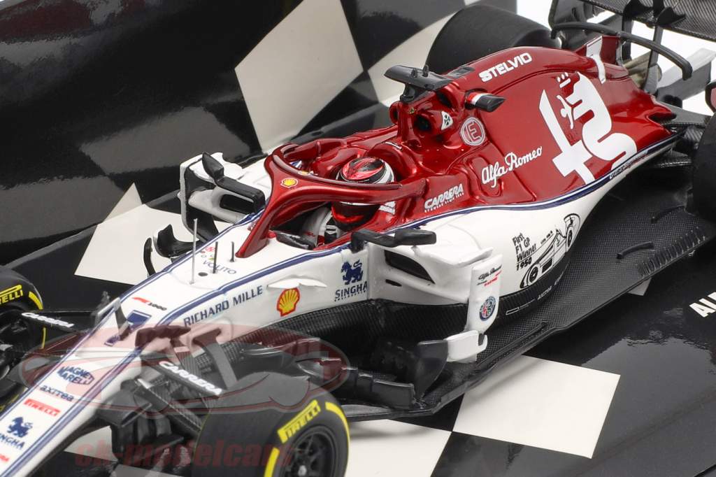 Minichamps 1:43 Kimi Räikkönen Alfa Romeo Racing C38 #7