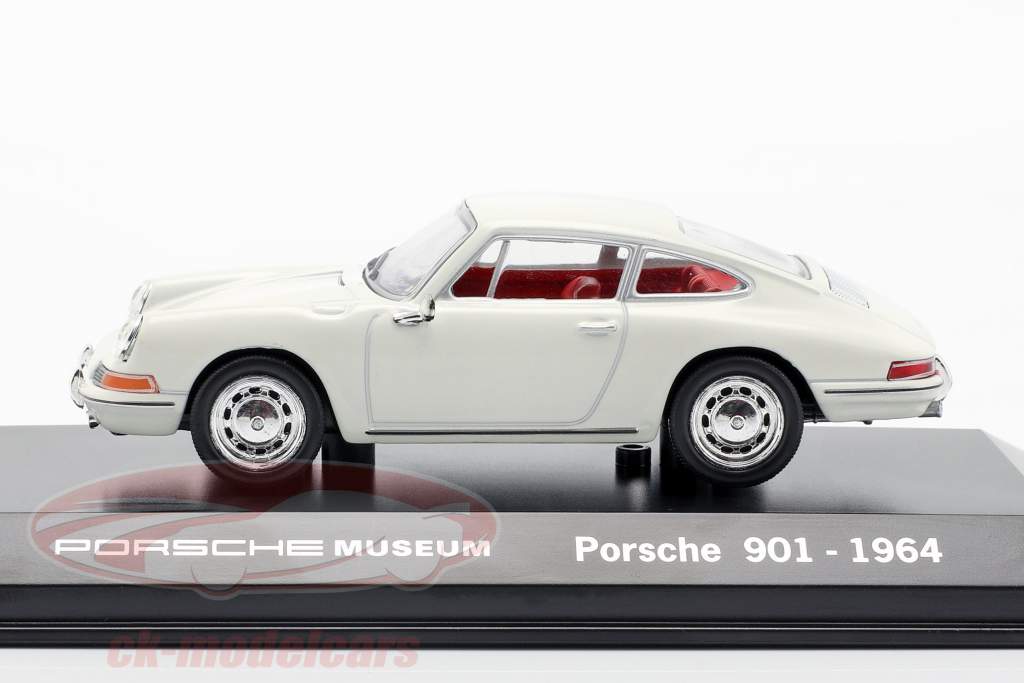 Porsche 901 Jaar 1964 wit Porsche Museum Editie 1:43 Welly