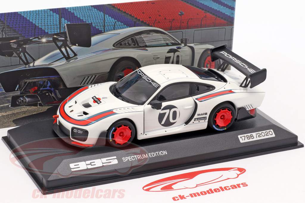 Porsche 935 #70 Spectrum Edition (com base em 911 (991.2) GT2 RS) 1:43 Minichamps
