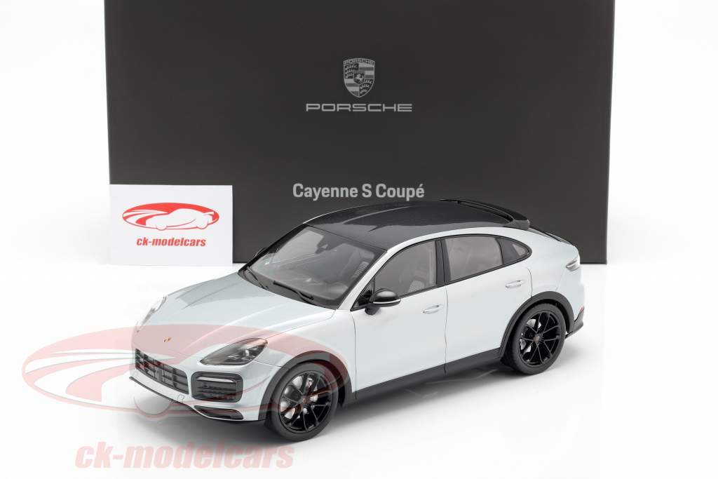 Porsche Cayenne S Coupe 2019 dolomite argento 1:18 Norev