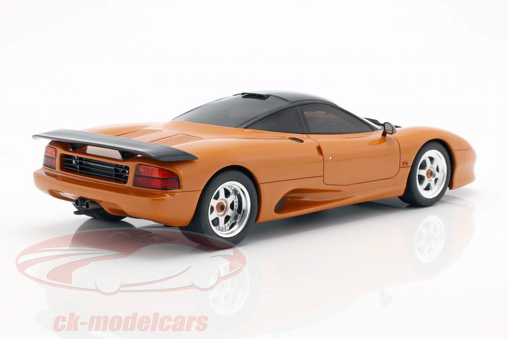 Jaguar XJR-15 Opførselsår 1990 appelsin metallisk 1:18 Cult Scale