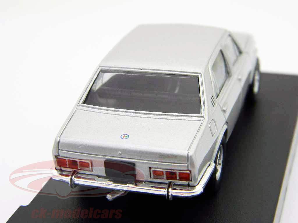 阿尔法罗密欧ALFETTA 1972年银色的金属/金属银1:43 IXO