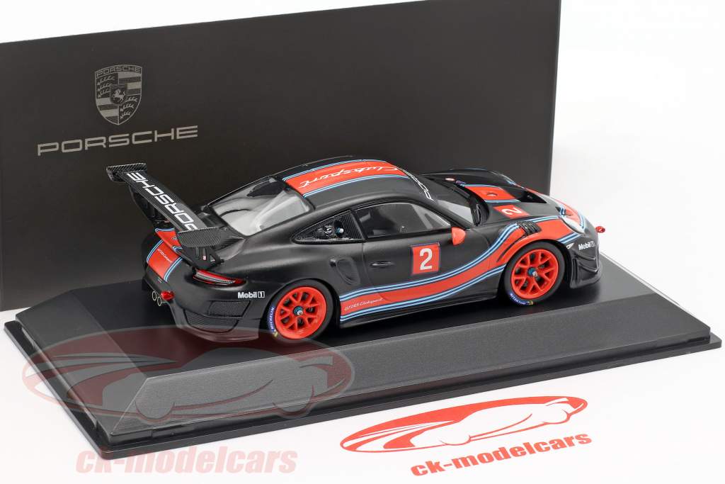 Porsche 911 (991 II) GT2 RS Clubsport #2 black / red / blue 1:43 Spark
