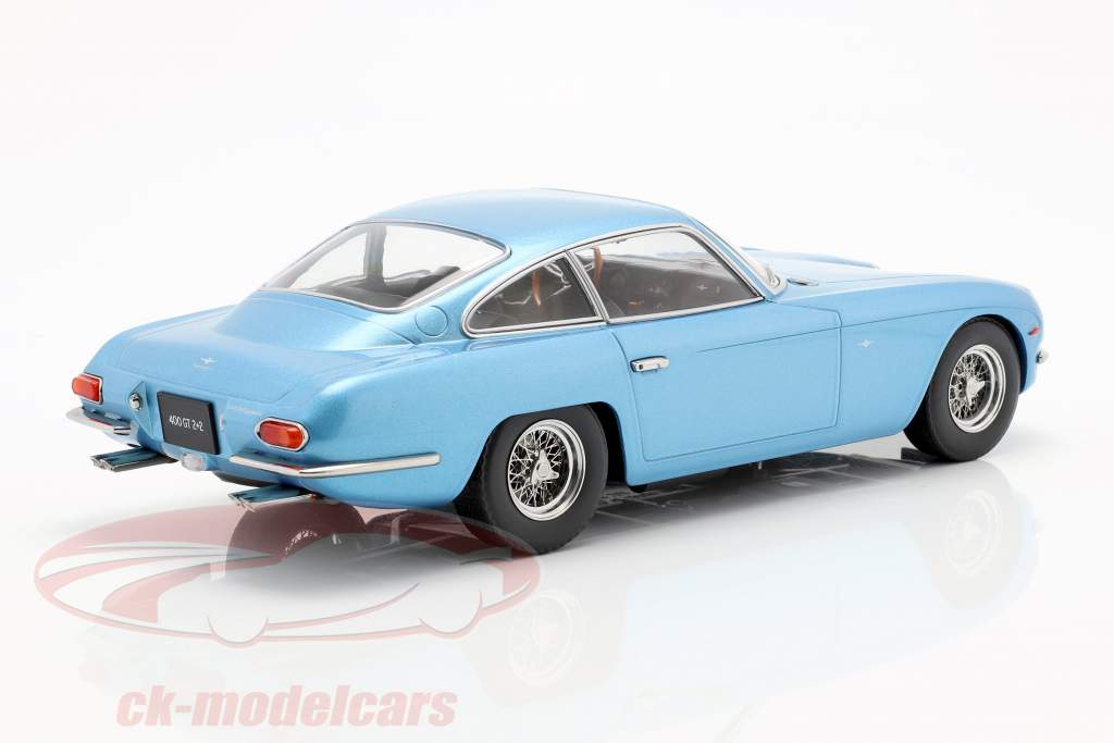 Lamborghini 400 GT 2+2 Baujahr 1965 light blue metallic 1:18 KK-Scale