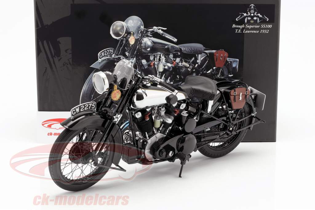 Brough Superior SS100 T.E. Lawrence year 1932 black 1:6 Minichamps