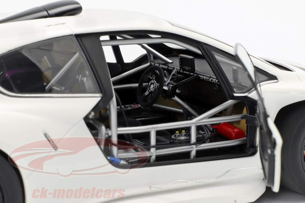 Peugeot 208 T16 Pikes Peak Plain Body Version 2013 branco 1:18 AUTOart