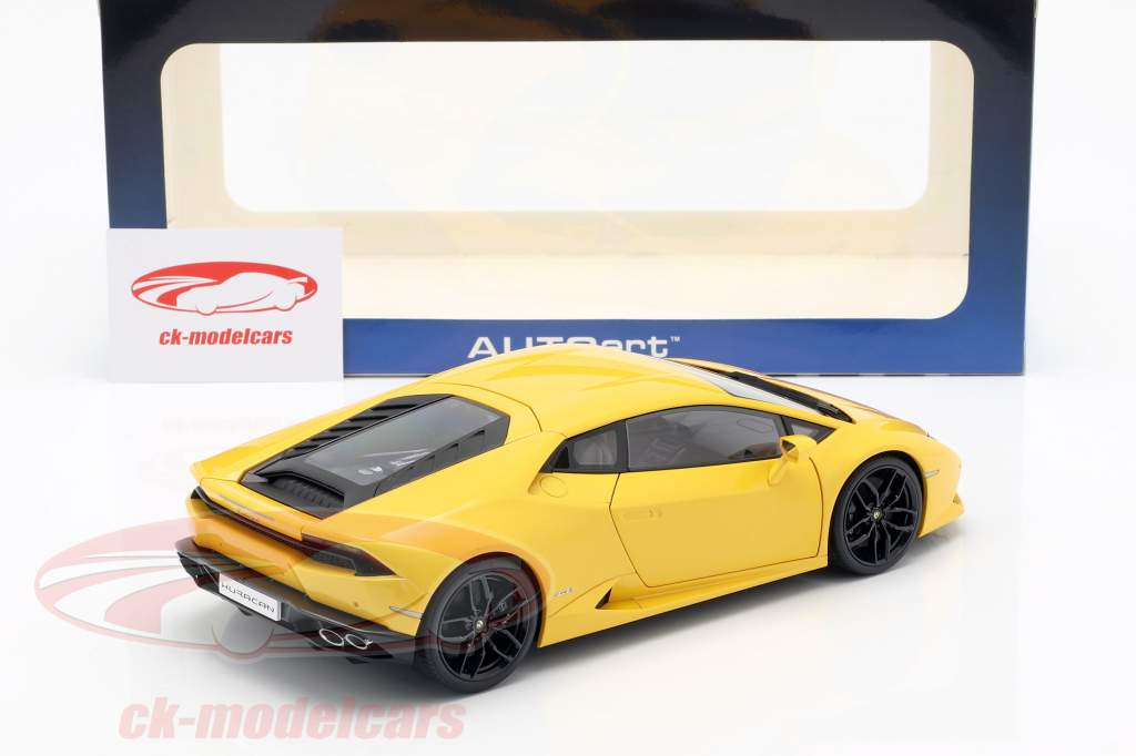 Lamborghini Huracan LP610-4 år 2014 gul 1:18 AUTOart