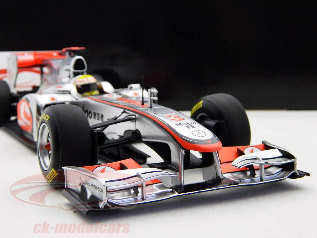 Minichamps 1:18 Hamilton Vodafone McLaren Mercedes MP4-26