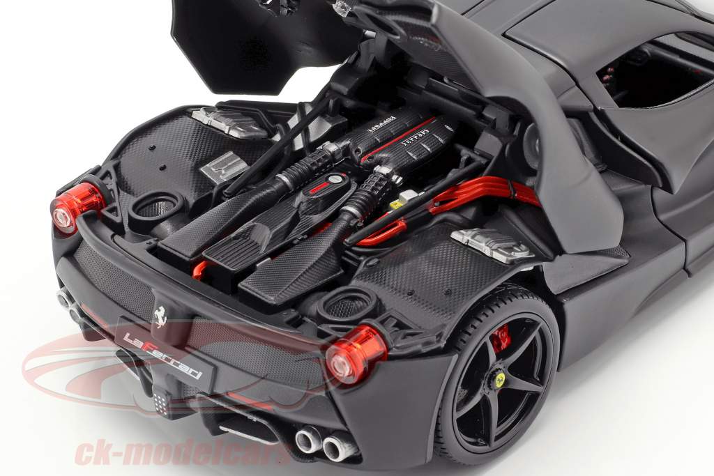 Ferrari LaFerrari Baujahr 2013 mattschwarz 1:18 Bburago Signature