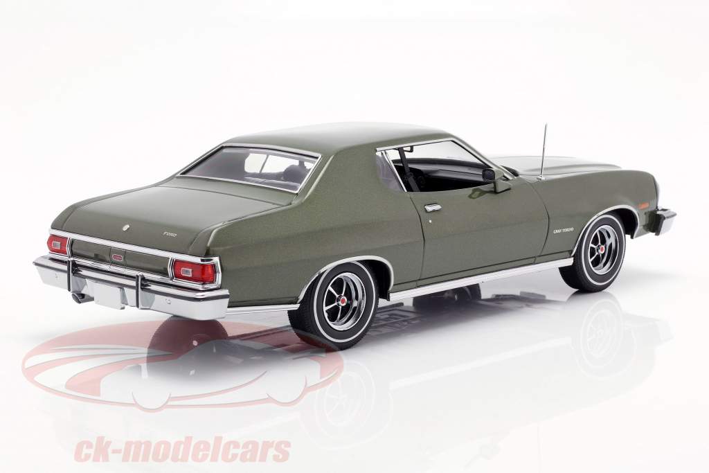 Ford Gran Torino год 1976 темно-зеленый металлический 1:18 Greenlight