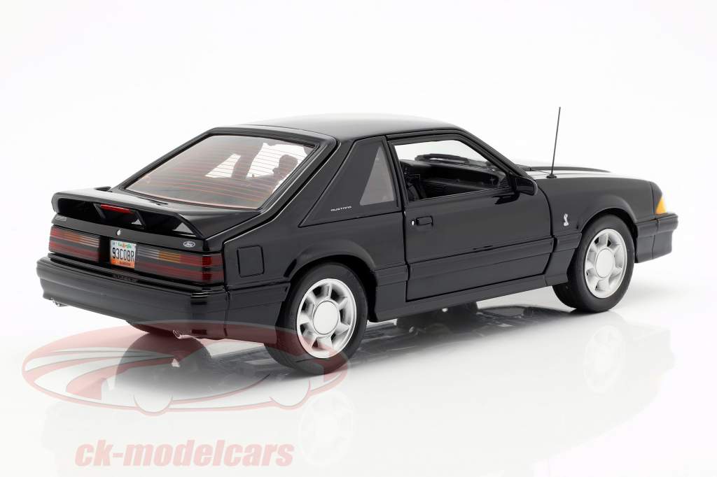 Ford Mustang Cobra Год постройки 1993 черный 1:18 GMP