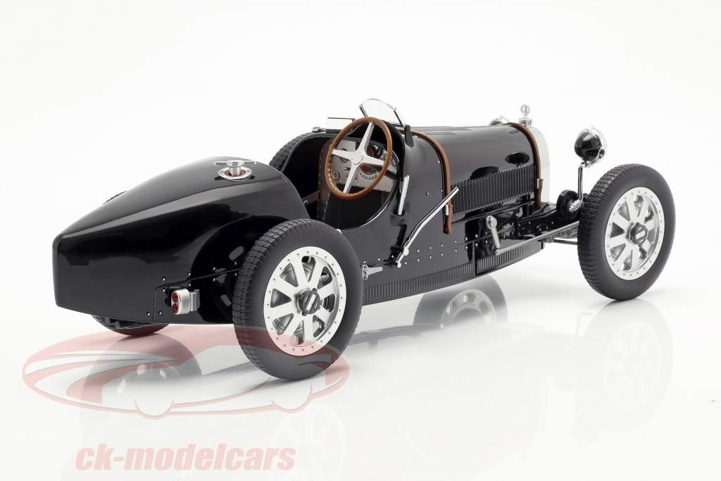 Bugatti T35 año de construcción 1925 negro 1:12 Norev