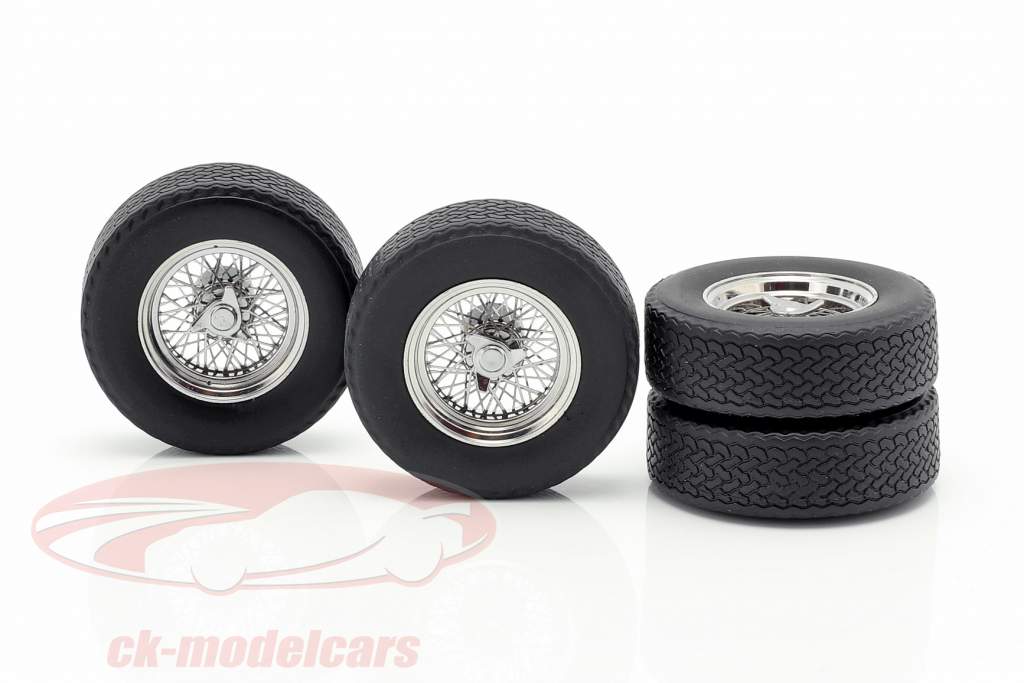 Set pneumatico e ruote a raggi cromo 1:18 KK-Scale