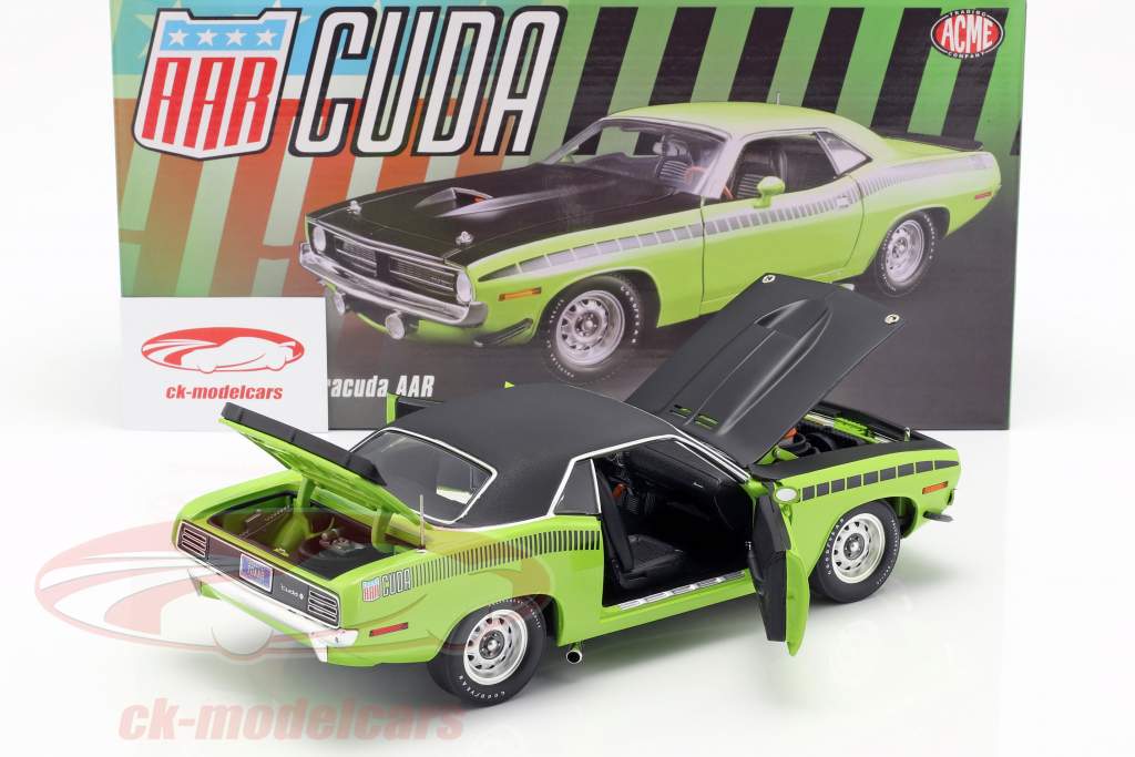 Plymouth Barracuda AAR mit Vinyldach Baujahr 1970 sublime grün 1:18 GMP