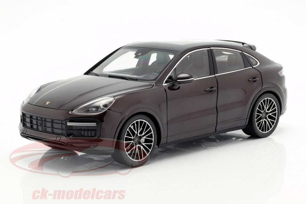 Porsche Cayenne Turbo Coupe 2019 mahogany brown metallic with showcase 1:18 Norev