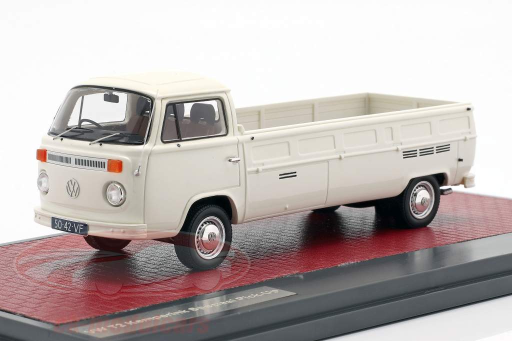 Volkswagen VW T2 Kemperink Speciaal Pick-Up Bouwjaar 1976 wit 1:43 Matrix