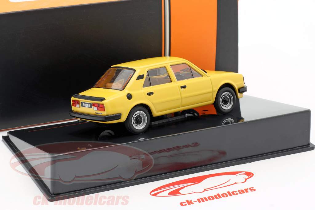 Skoda 120L année de construction 1983 sombre jaune 1:43 Ixo