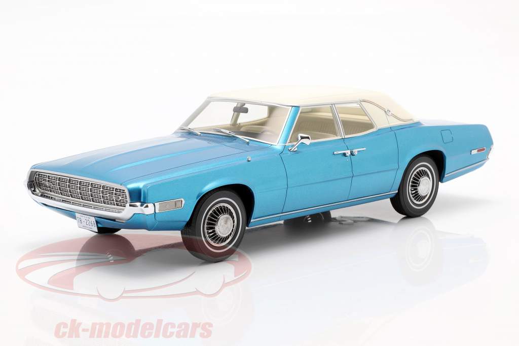 Ford Thunderbird Landaulet blue / white 1:18 BoS-Models
