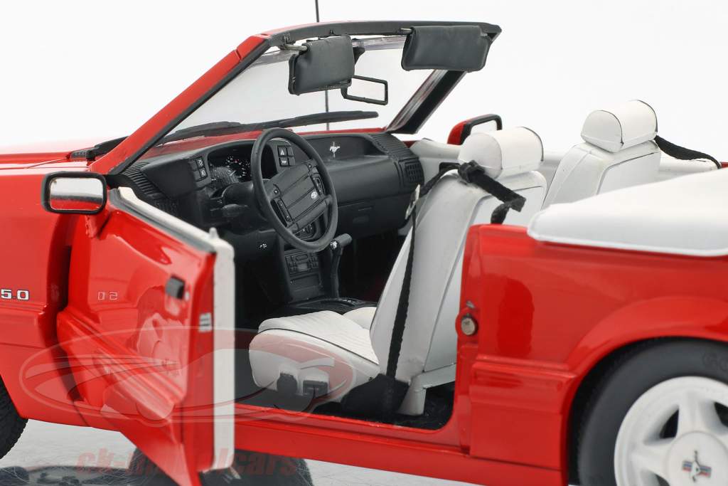 Ford Mustang LX convertibile anno di costruzione 1992 rosso 1:18 GMP