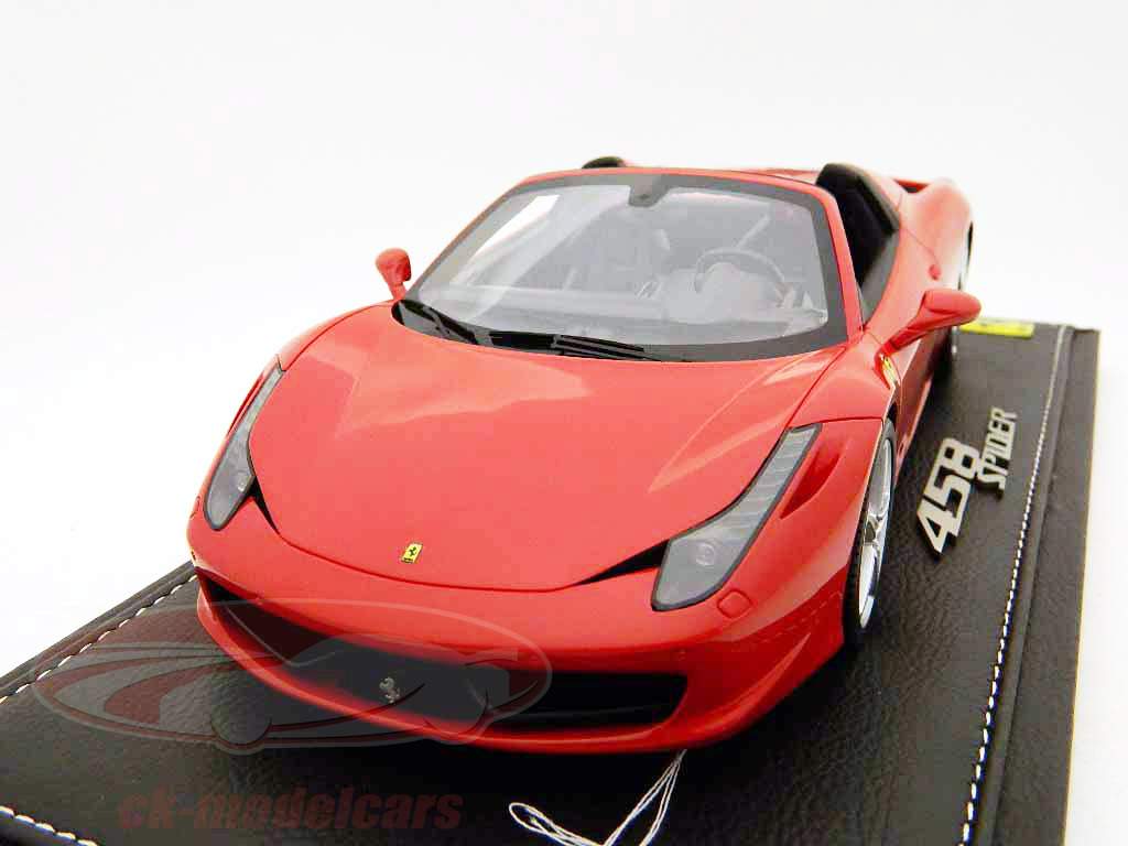 Ferrari 458 Spider 赤 1/18 FERRARI 458 SPIDER RED ROSSO CORSA ON BLACK 1:18 BY HOT
