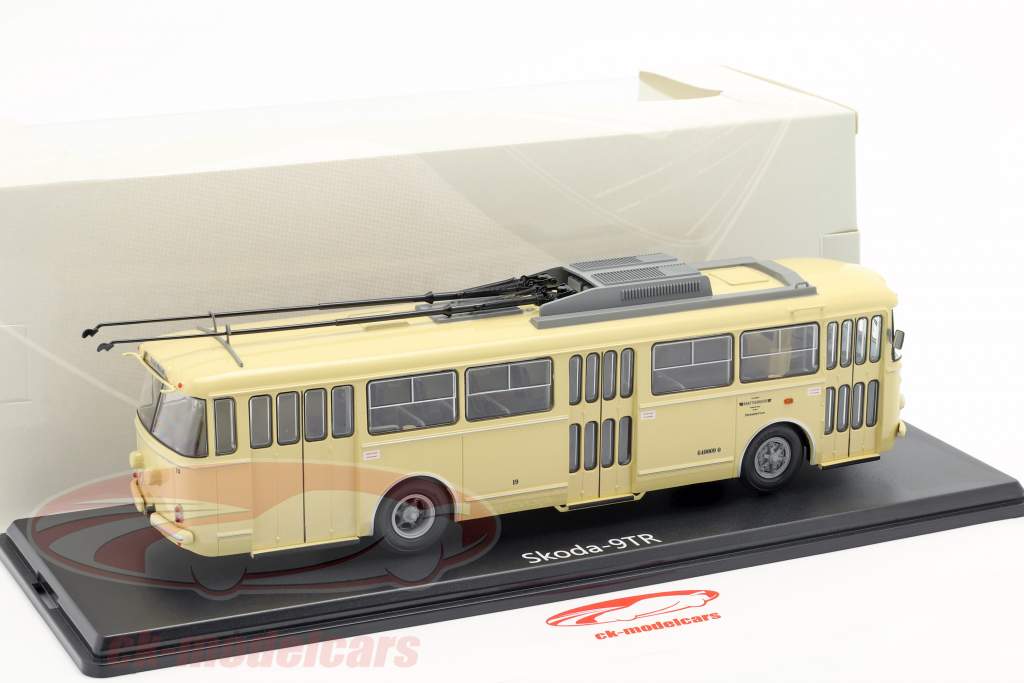 Skoda-9TR O-Bus Eberswalde beige 1:43 Premium ClassiXXs