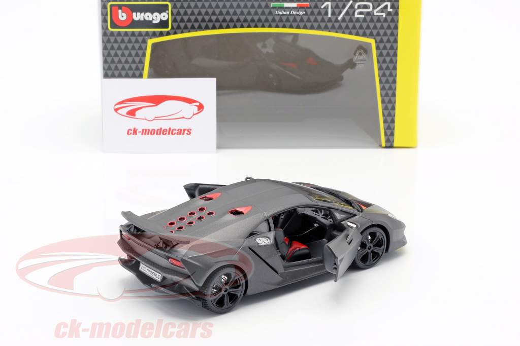 Lamborghini Sesto Elemento grey metallic 1:24 Bburago